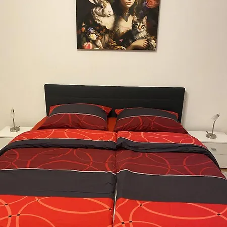 Private Wohnung Direkt Im Zentrum Braunau am Inn Exterior foto